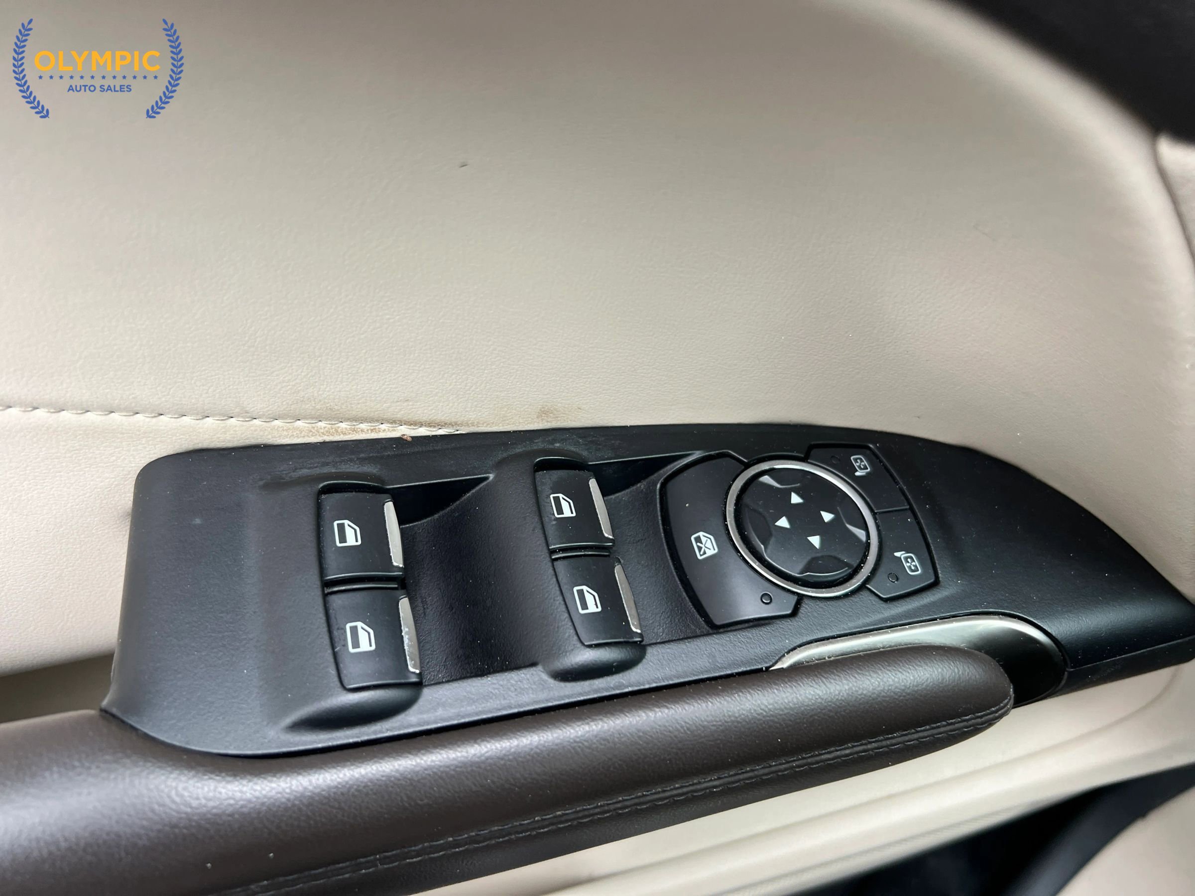 Used 2018 Lincoln MKC Premiere image 34