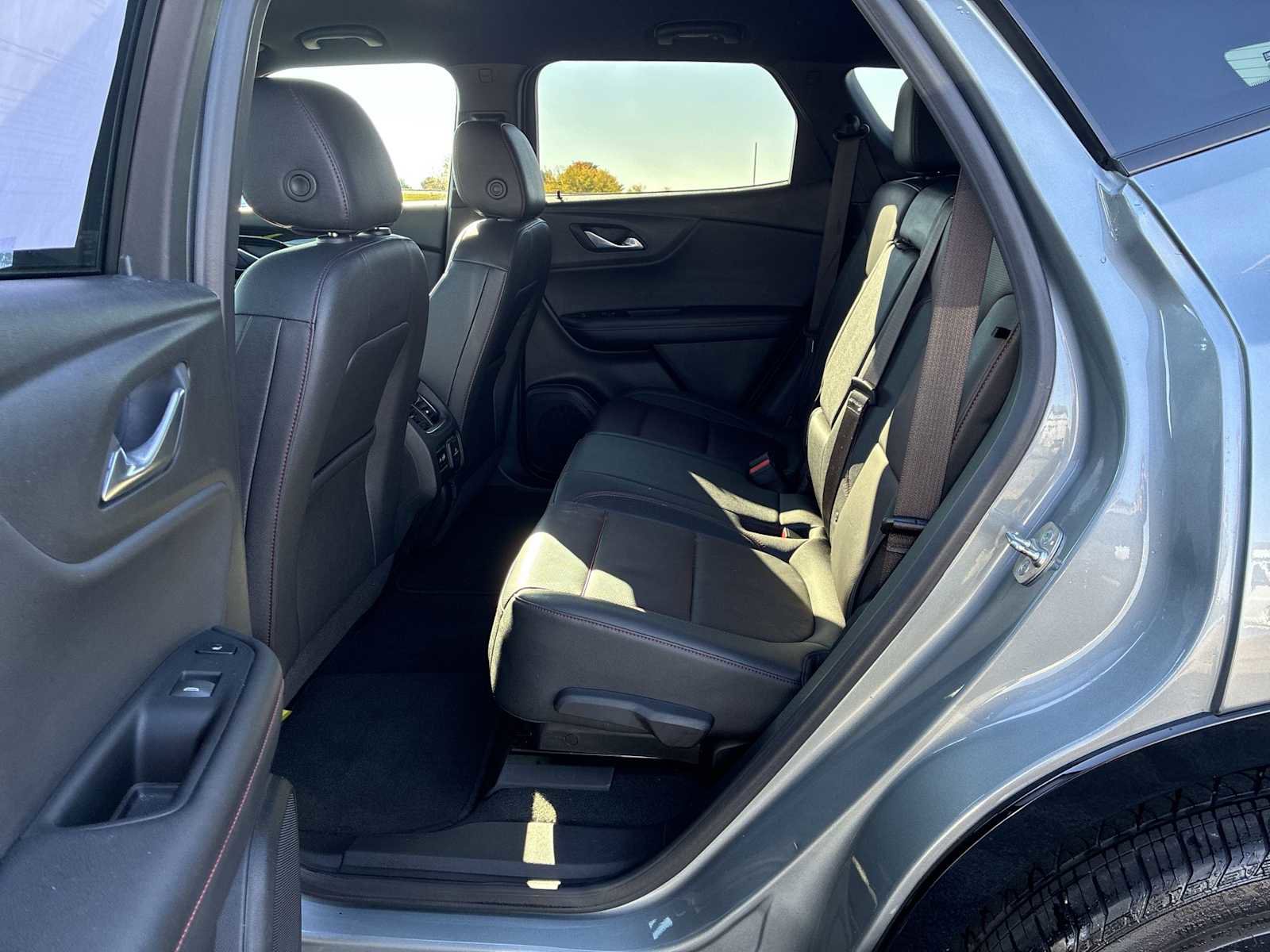 Used 2023 Chevrolet Blazer RS w/ Driver Confidence II Package image 24