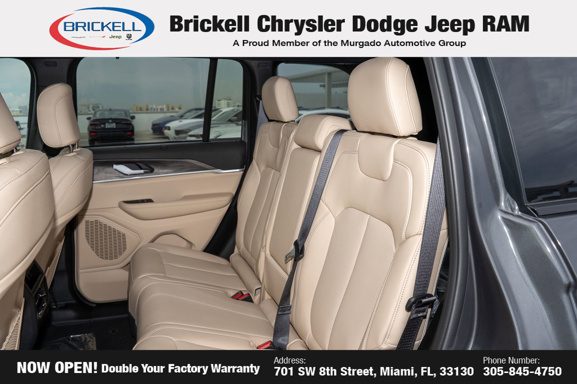 New 2025 Jeep Grand Cherokee Limited w/ Luxury Tech Group II image 17