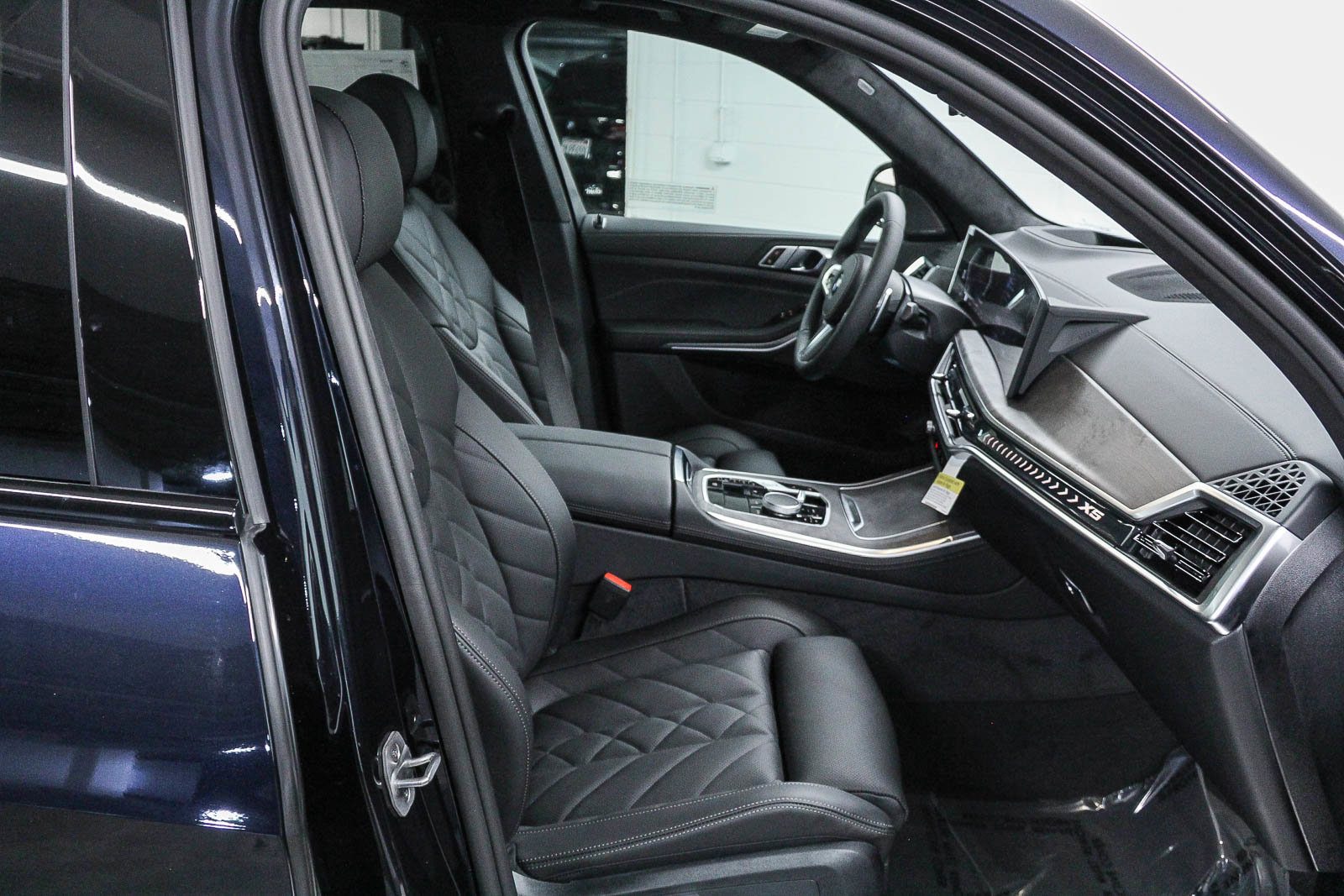 New 2026 BMW X5 xDrive40i AWD/4WD image 18