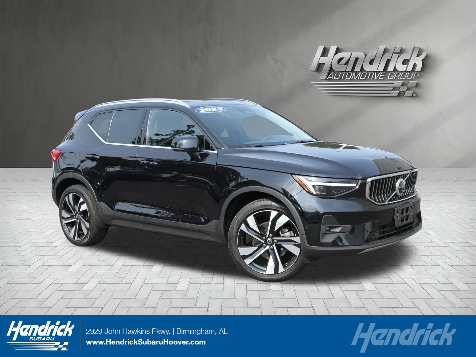 Used 2023 Volvo XC40 B5 Ultimate w/ Climate Package AWD/4WD video 1