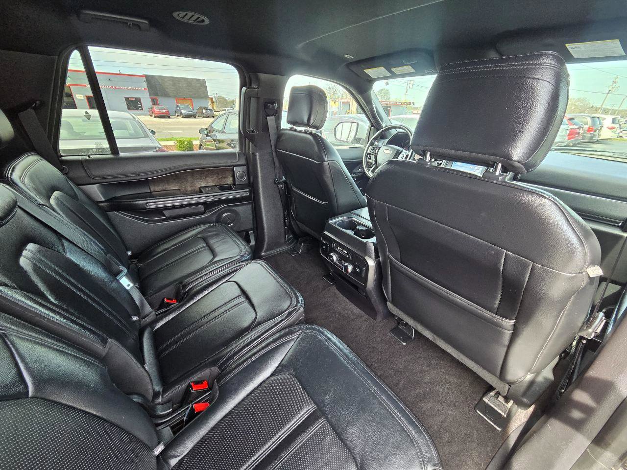 Used 2019 Ford Expedition Max Limited image 17