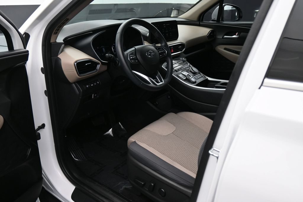 Used 2023 Hyundai Santa Fe SEL w/ Cargo Package FWD image 2