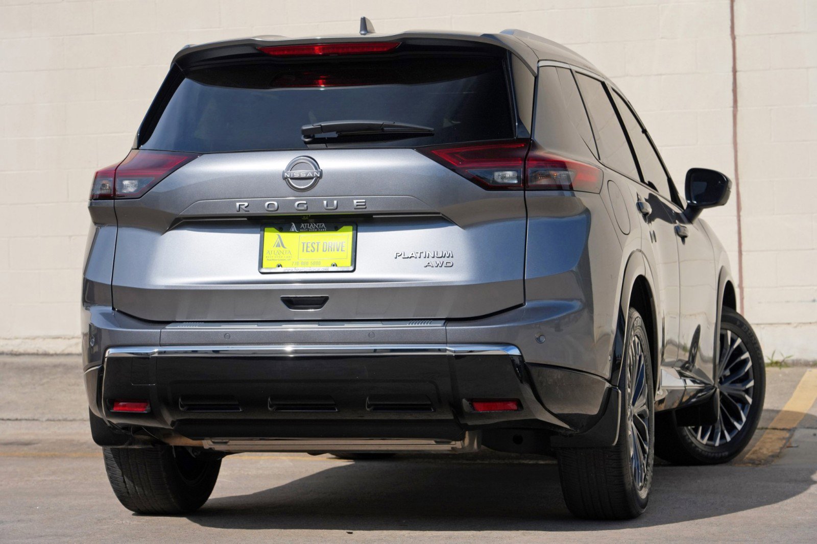 Used 2024 Nissan Rogue Platinum w/ Platinum Premium Package AWD/4WD image 4