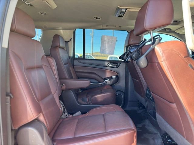 Used 2017 Chevrolet Suburban Premier image 25