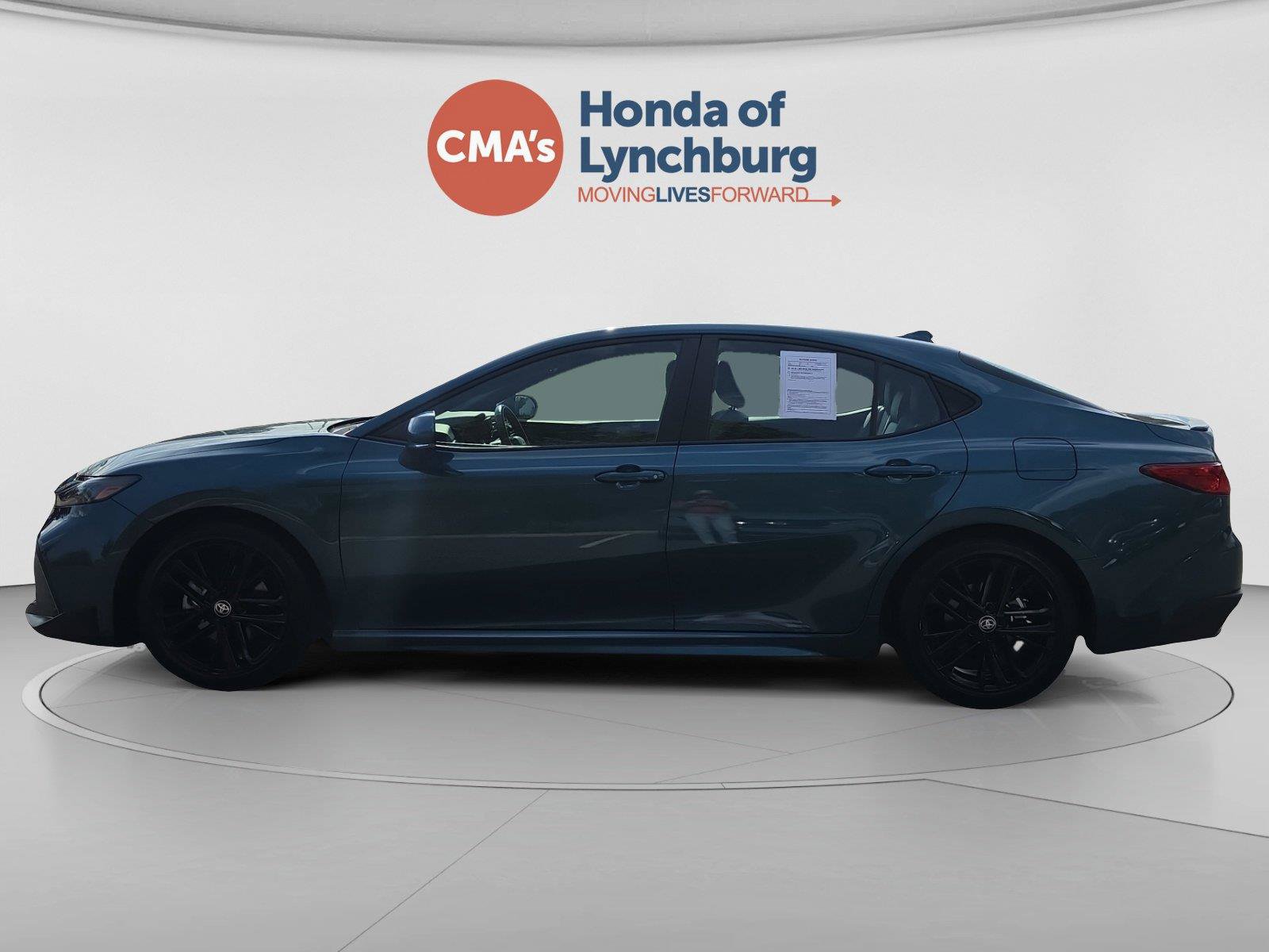 Used 2025 Toyota Camry SE w/ Multimedia Upgrade Package FWD image 2
