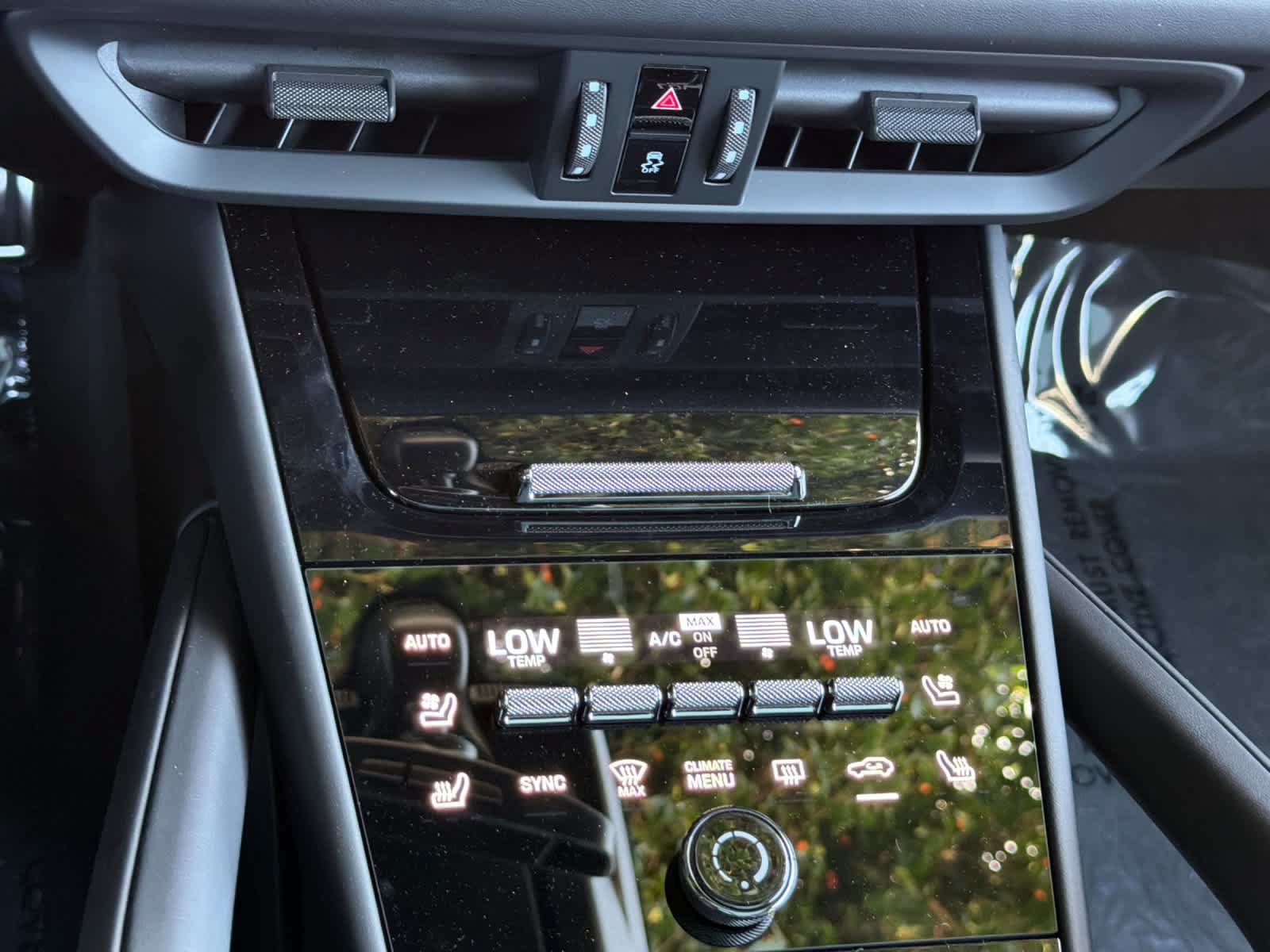 New 2026 Porsche Cayenne GTS AWD/4WD image 24