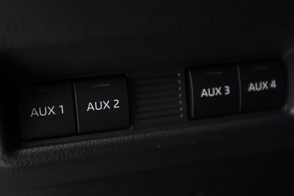 Used 2025 Lexus GX 550 image 26