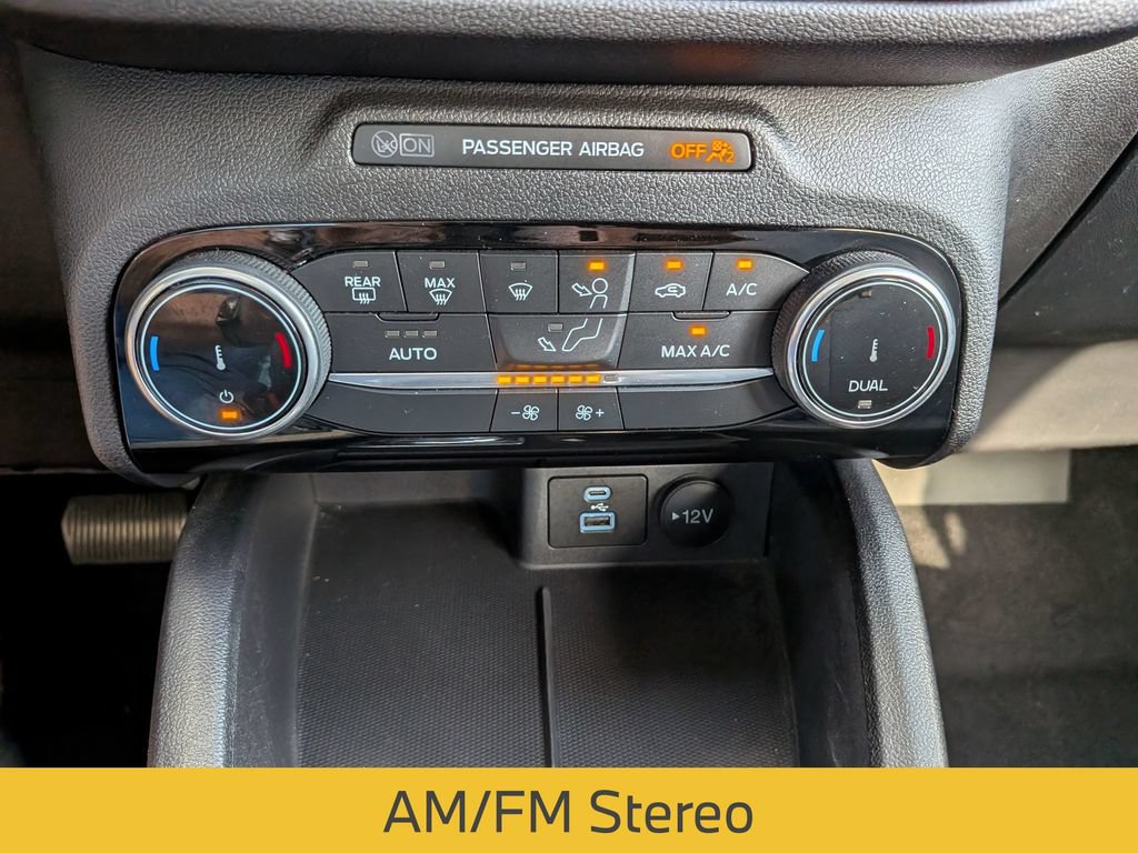 Used 2022 Ford Escape SE w/ SE Sport Appearance Package FWD image 20