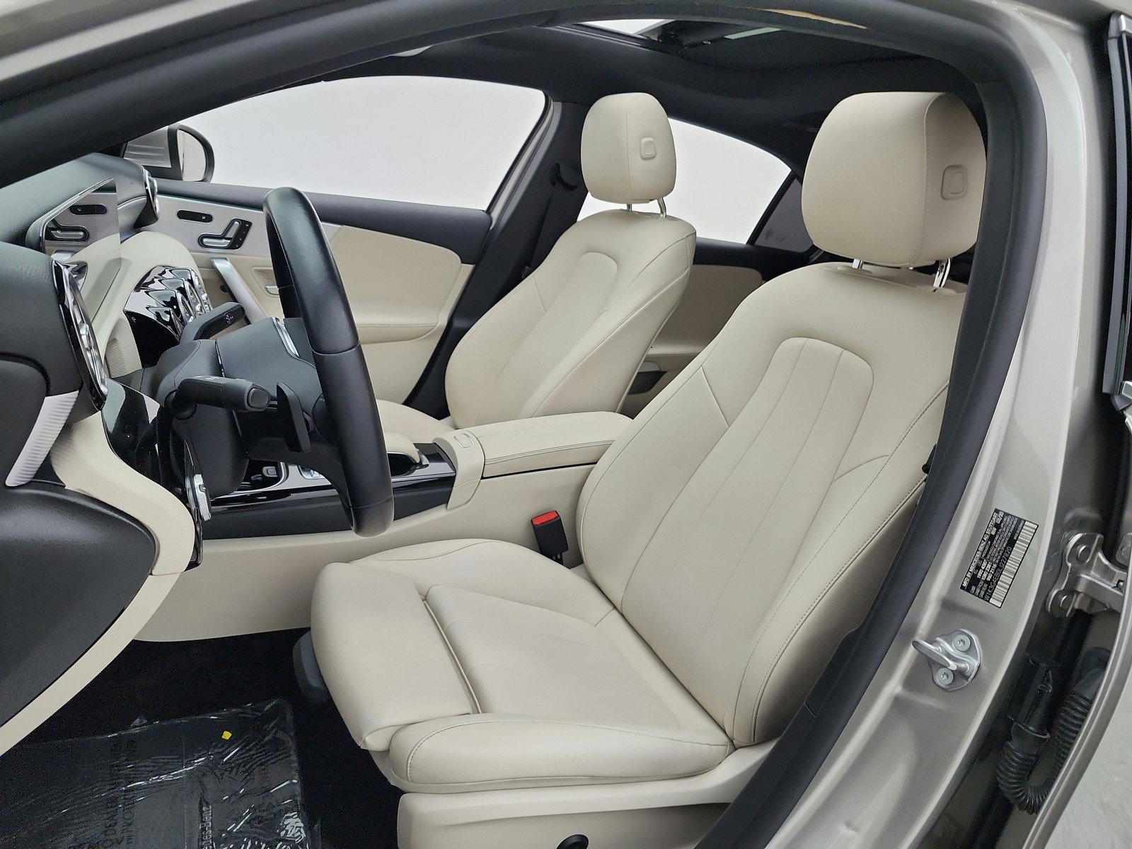 Used 2020 Mercedes-Benz A 220 image 10