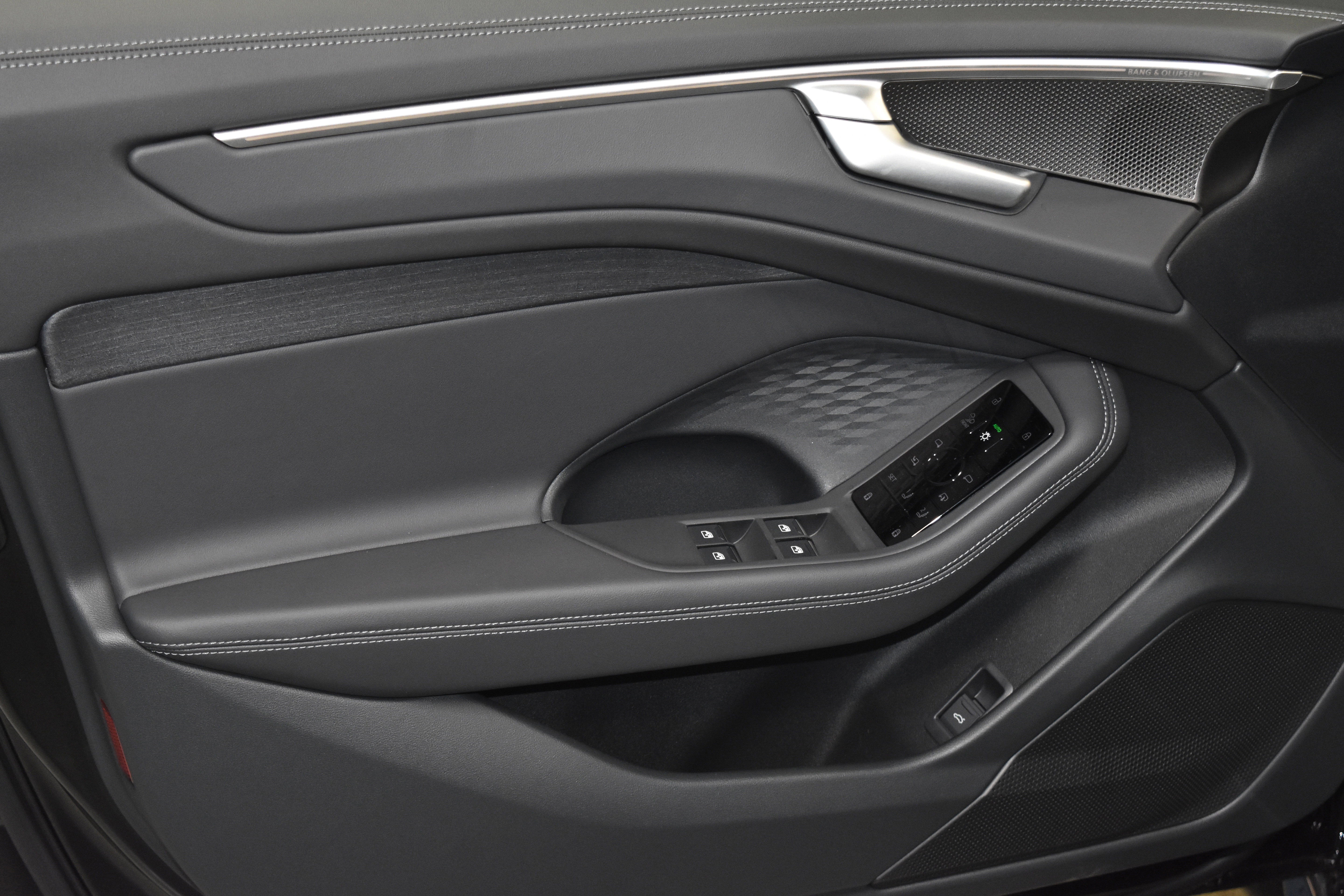 New 2026 Audi A6 Premium Plus image 3