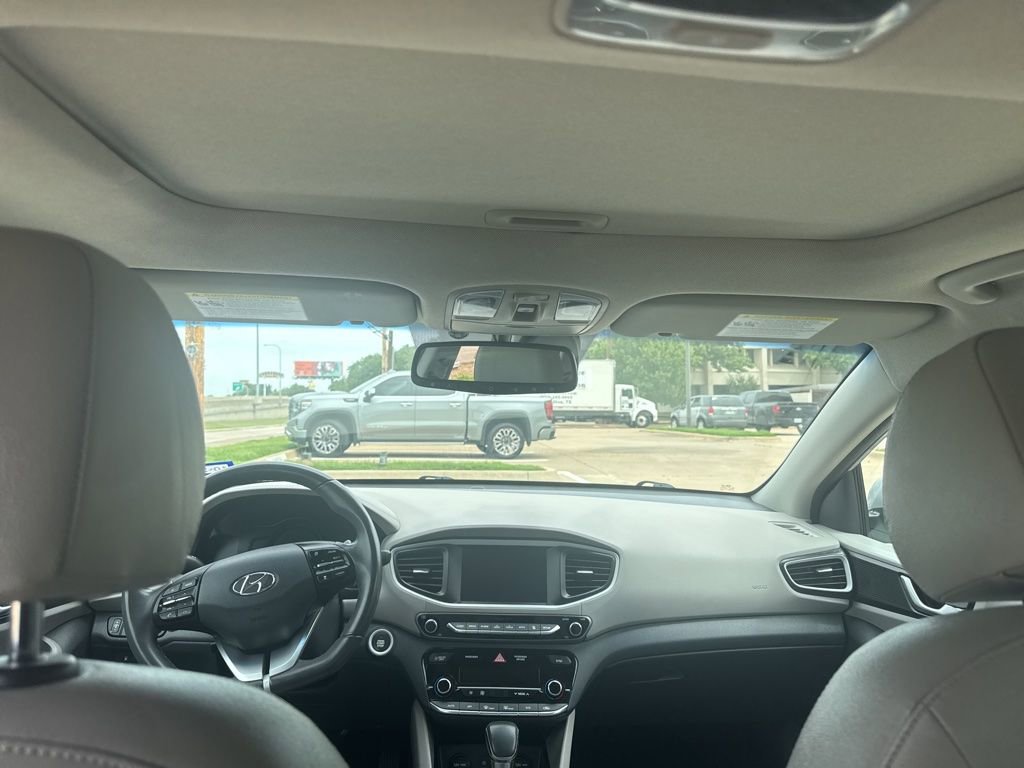 Used 2019 Hyundai Ioniq Limited FWD image 10