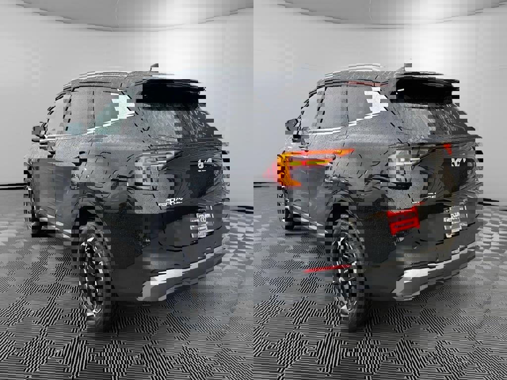 New 2026 Kia Sportage EX image 6