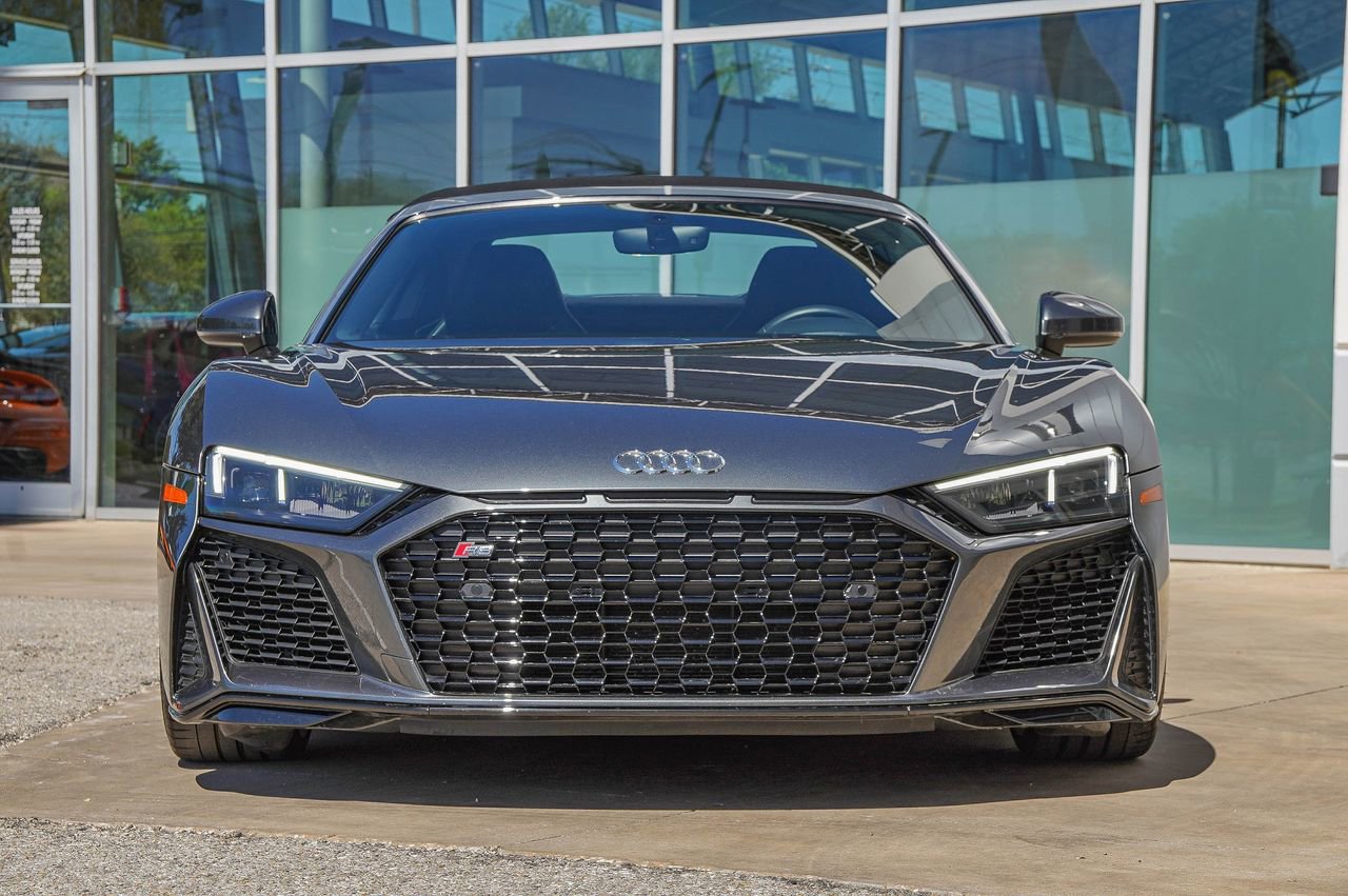 Used 2021 Audi R8 V10 w/ Premium Package image 8