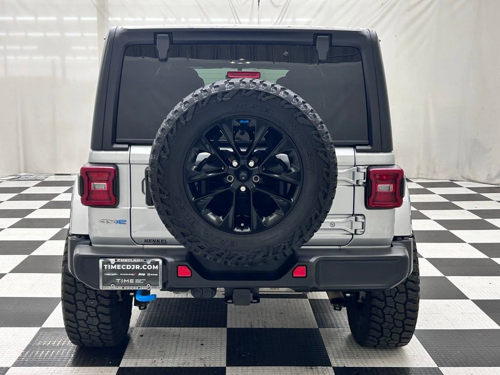 Used 2023 Jeep Wrangler Unlimited Sahara w/ Cold Weather Group image 6