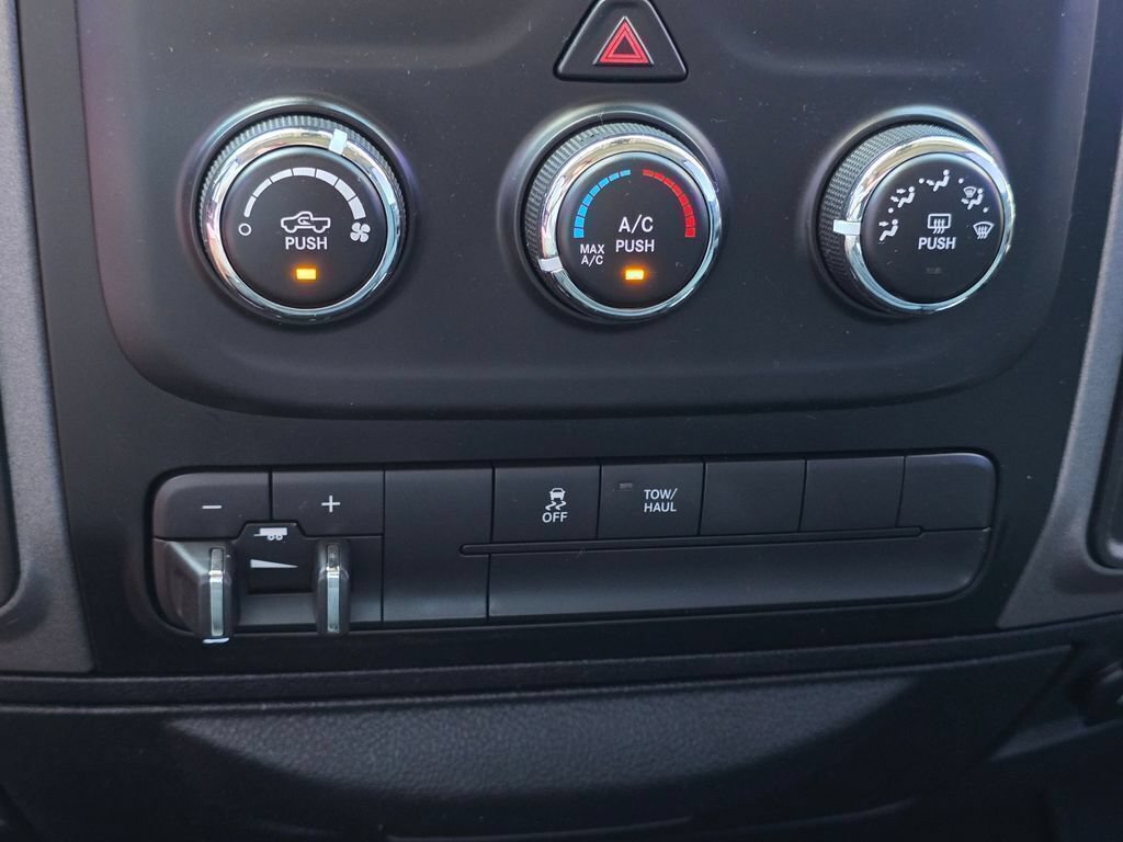 Used 2015 RAM 1500 Tradesman w/ Power & Remote Entry Group AWD/4WD image 32