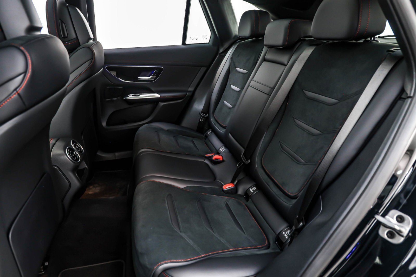 New 2026 Mercedes-Benz GLC 43 AMG 4MATIC image 8