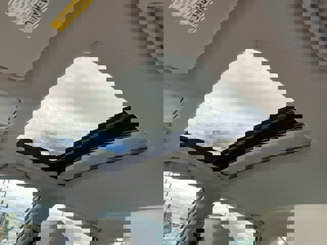 Used 2018 Honda Accord Touring image 3