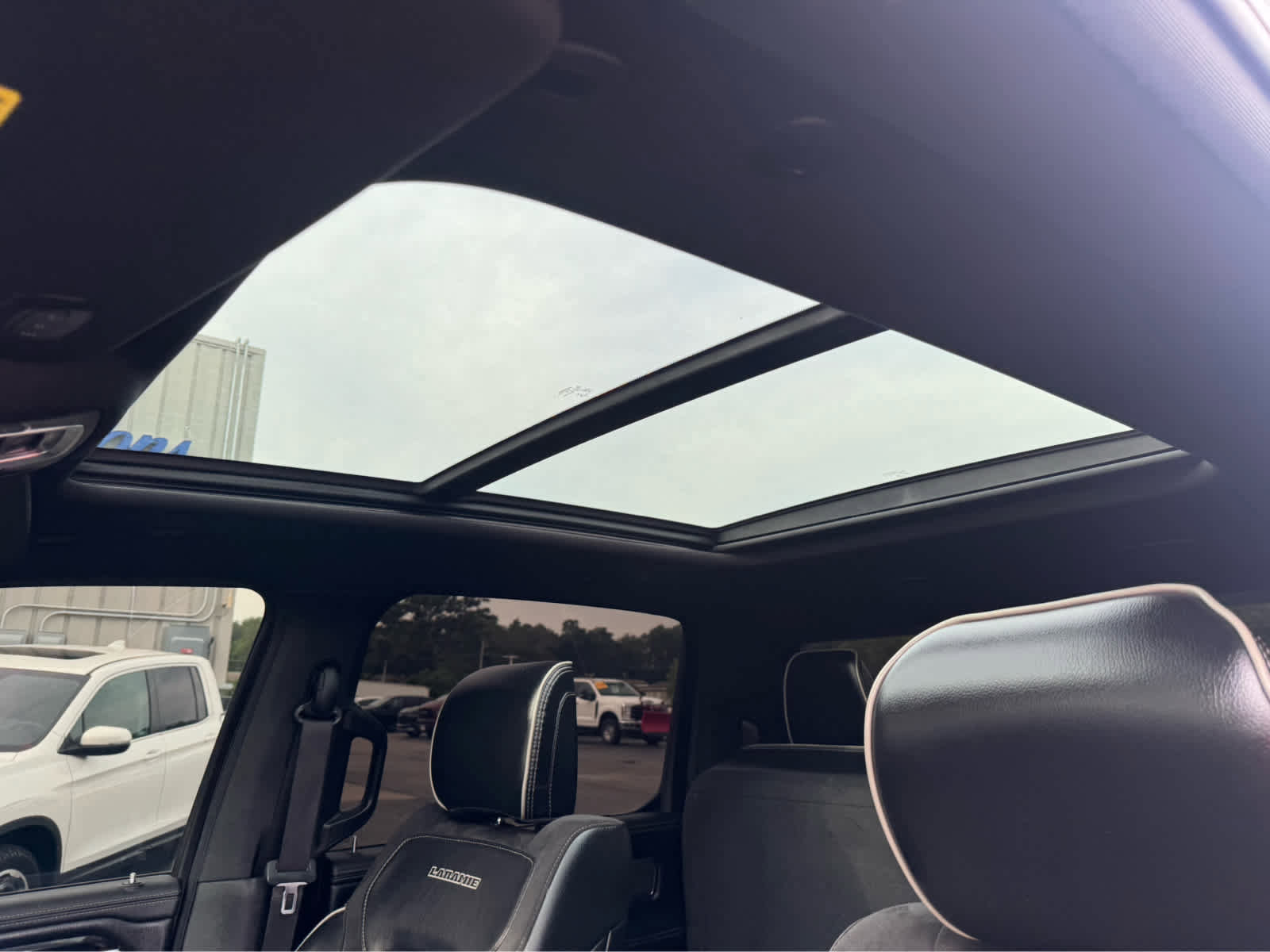 Used 2022 RAM 1500 Laramie image 2