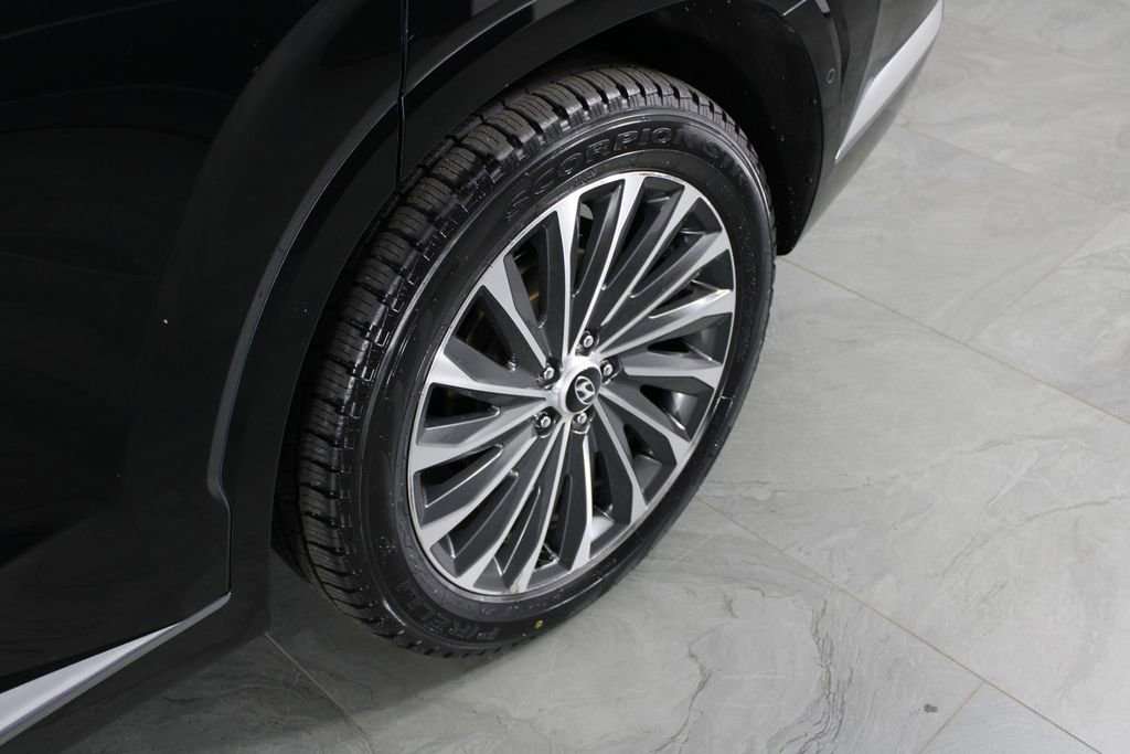 Used 2023 Hyundai Palisade Calligraphy image 13