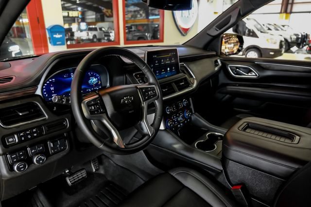 Used 2023 Chevrolet Tahoe Z71 w/ Z71 Off-Road Package AWD/4WD image 5