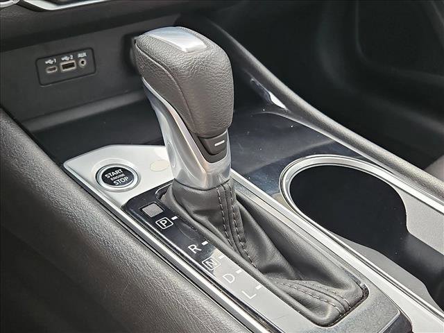 Used 2024 Nissan Altima 2.5 SV image 12