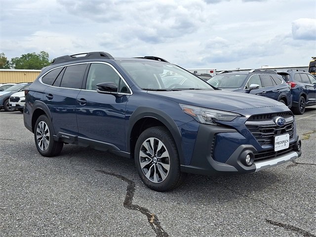 New 2025 Subaru Outback Limited image 2