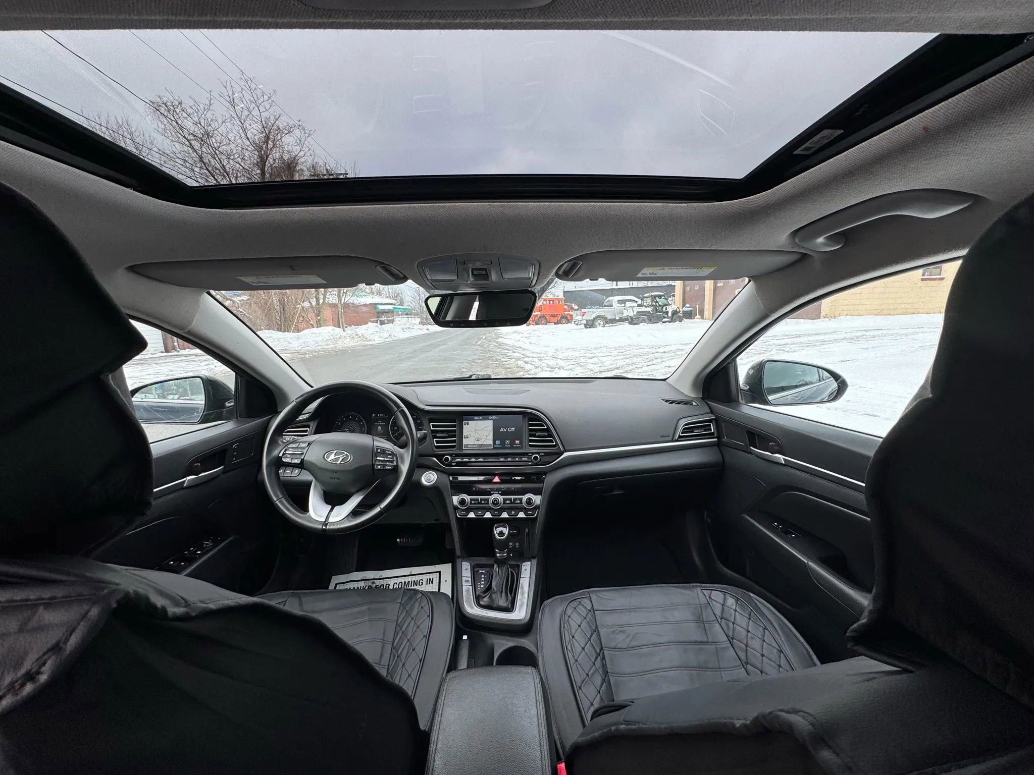 Used 2019 Hyundai Elantra Limited w/ Ultimate Package 02 FWD image 22