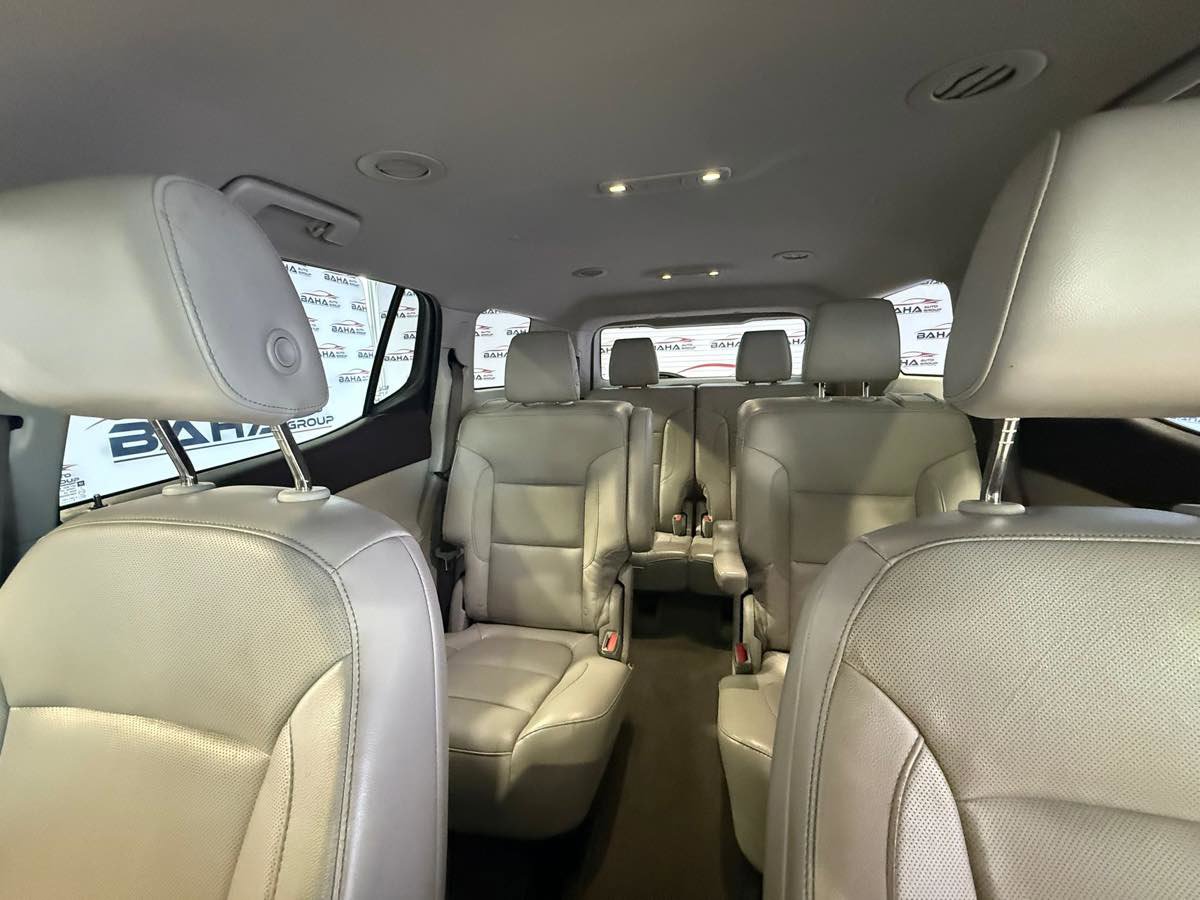 Used 2017 GMC Acadia SLT image 36