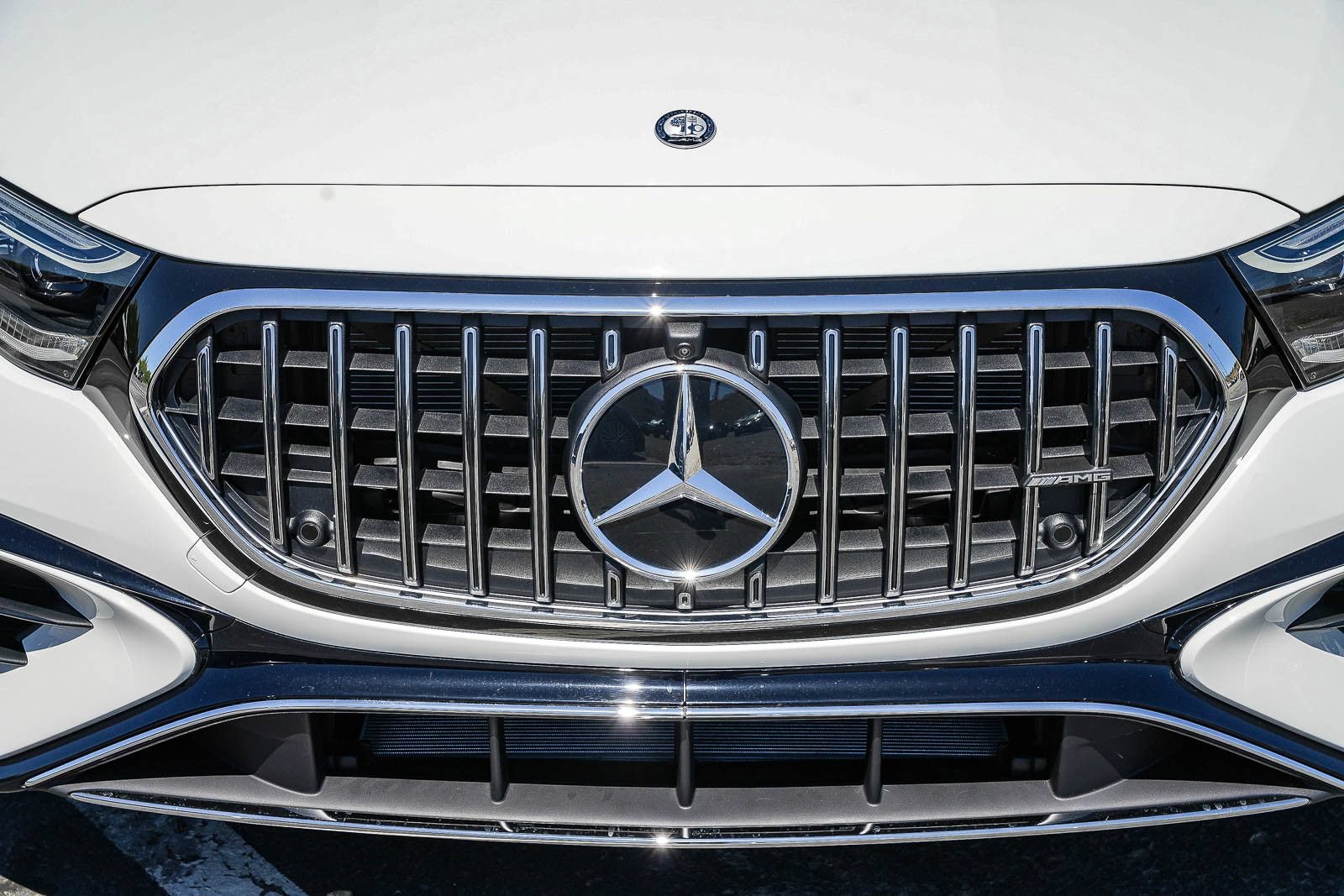 New 2026 Mercedes-Benz E 53 AMG e 4MATIC Sedan image 7