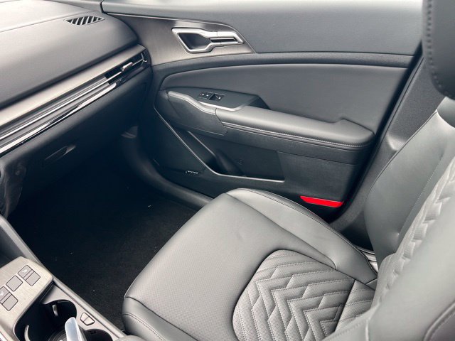 New 2026 Kia Sportage X-Line w/ X-Line Technology Package AWD/4WD image 11