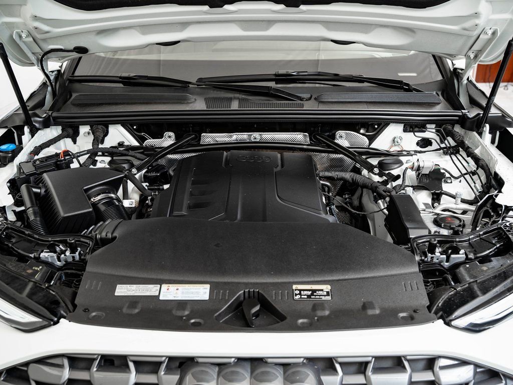 Certified 2025 Audi Q5 Premium Plus w/ Premium Plus image 45