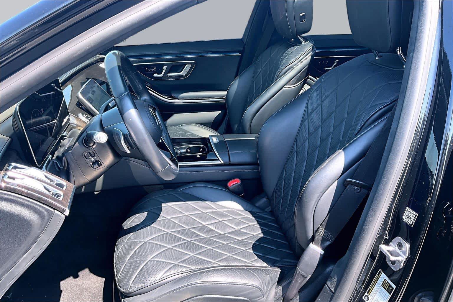 Used 2021 Mercedes-Benz S 580 4MATIC Sedan w/ AMG Line image 7