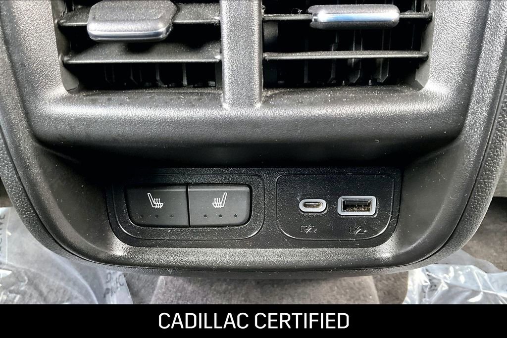 Certified 2023 Cadillac XT4 Luxury w/ Cold Weather Package image 34