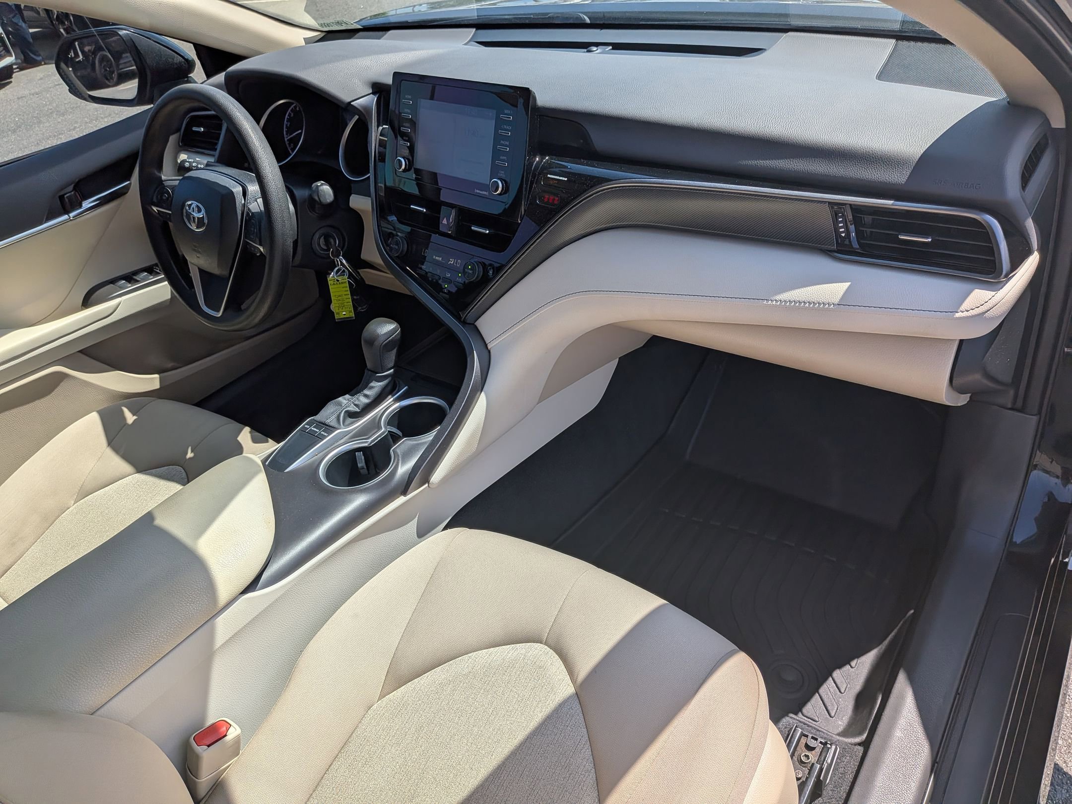 Used 2023 Toyota Camry LE FWD image 35
