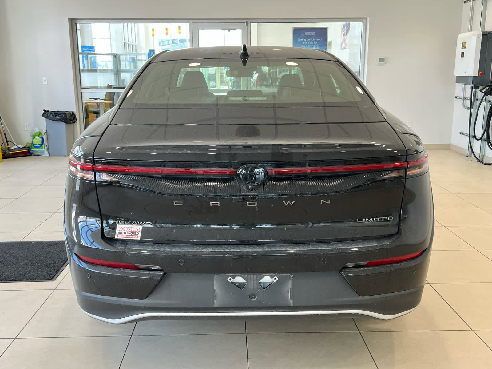 Used 2026 Toyota Crown Nightshade image 7