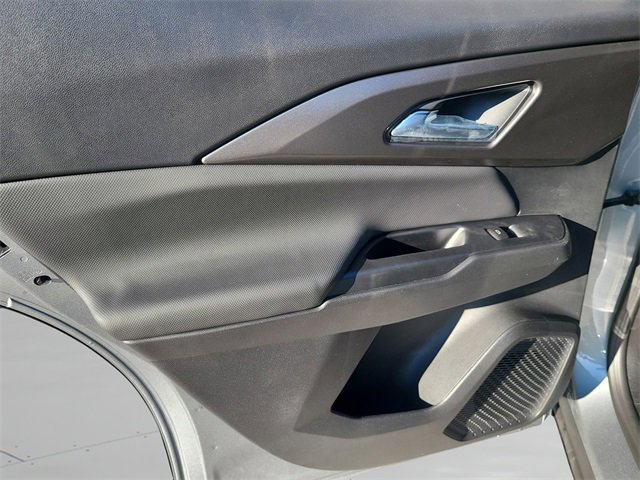 New 2026 Chevrolet Equinox EV LT image 17