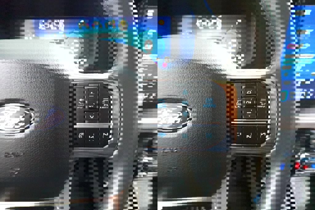 Used 2024 Ford F150 Platinum w/ Equipment Group 703A Plus AWD/4WD image 14