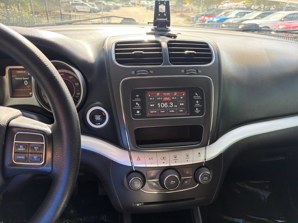 Used 2020 Dodge Journey SE FWD image 23