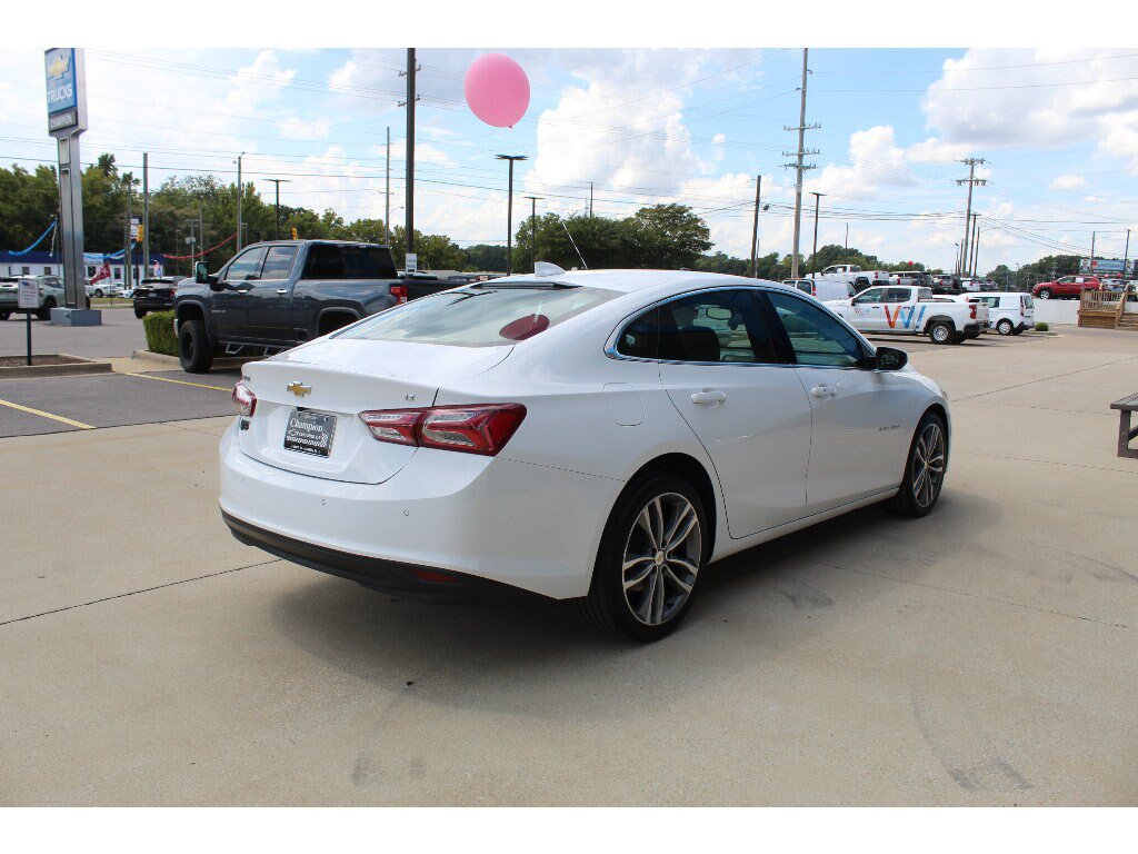 Used 2024 Chevrolet Malibu LT FWD image 5