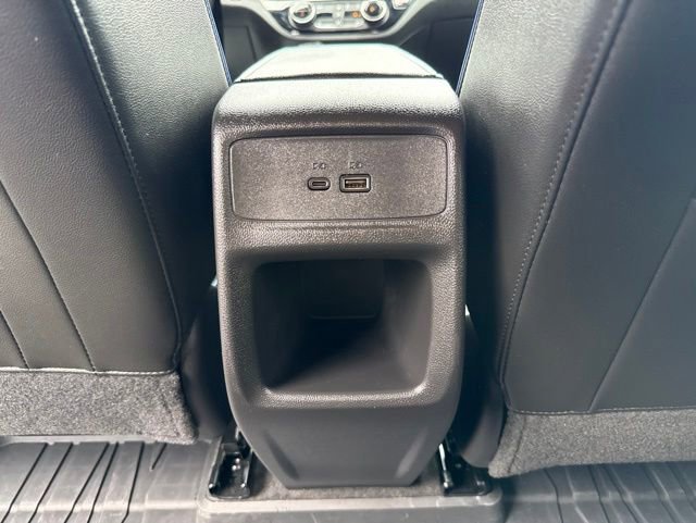 Used 2025 Buick Envista Sport Touring w/ Experience Buick Package FWD image 23