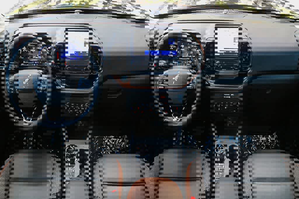 New 2023 Ford Bronco Sport Outer Banks w/ Tech Package image 13