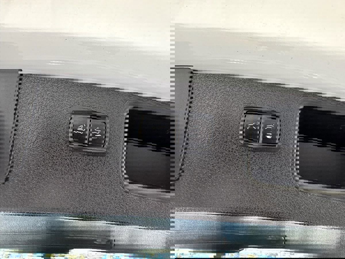 Used 2015 Porsche Macan S image 50