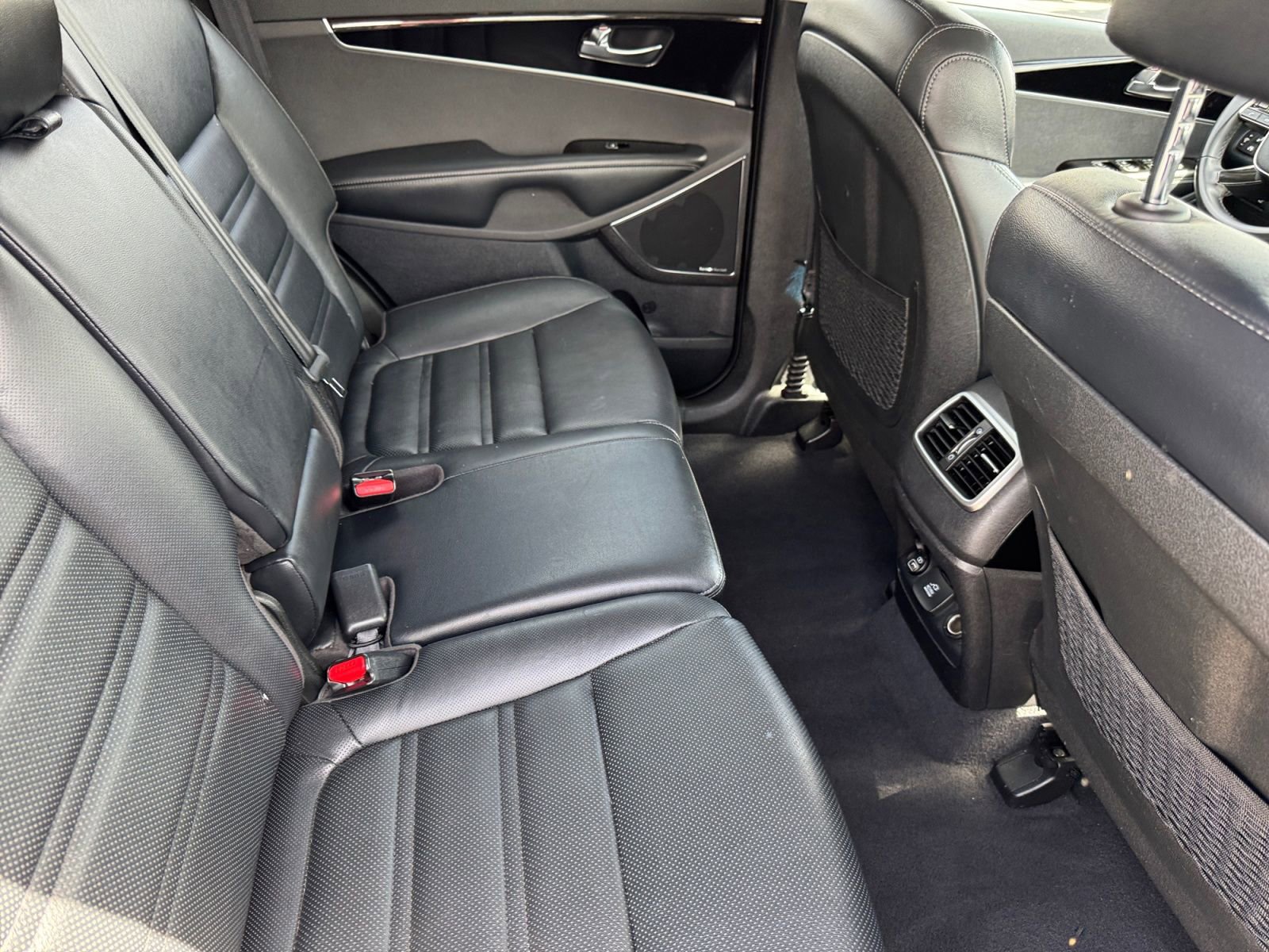 Used 2019 Kia Sorento SX AWD/4WD image 18