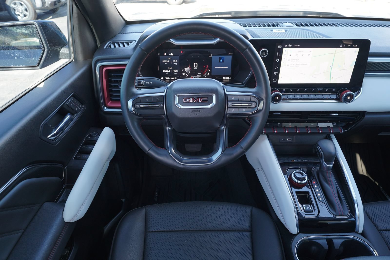 Used 2023 GMC Canyon AT4X AWD/4WD image 9