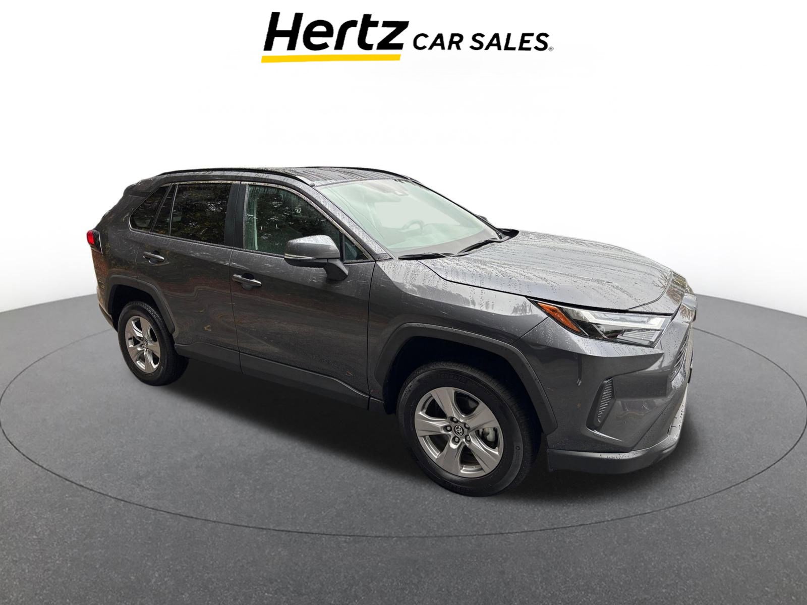 Used 2025 Toyota RAV4 XLE image 1