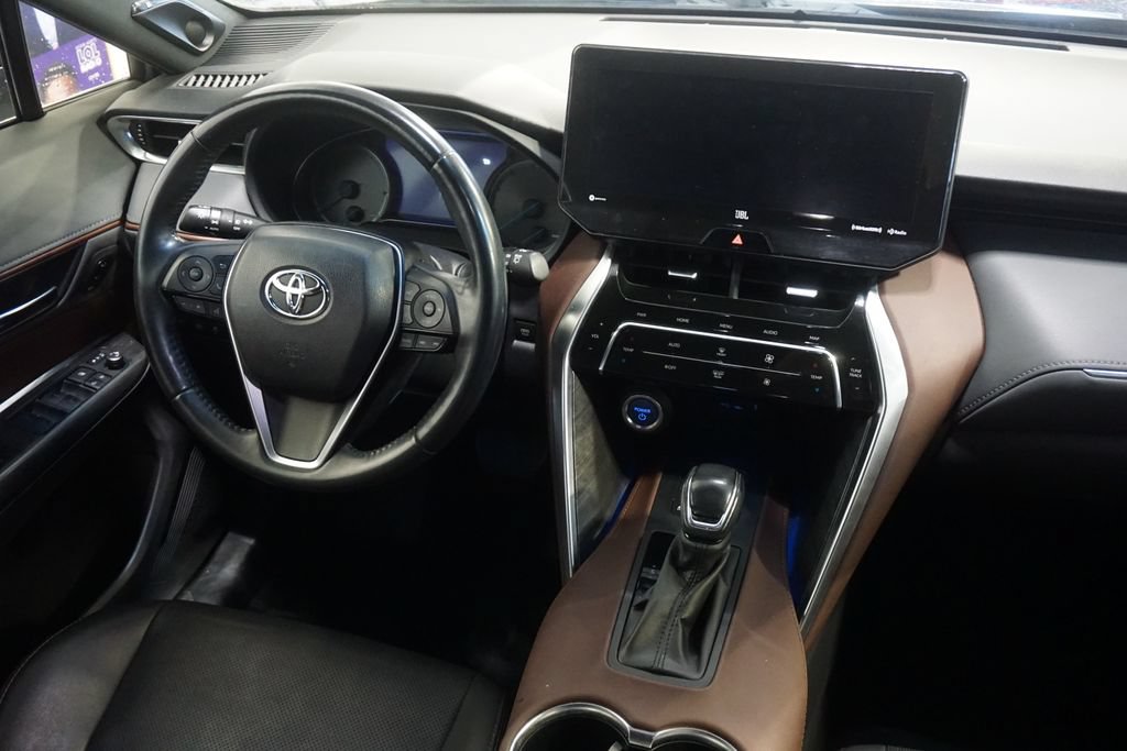 Certified 2022 Toyota Venza Limited AWD/4WD image 29