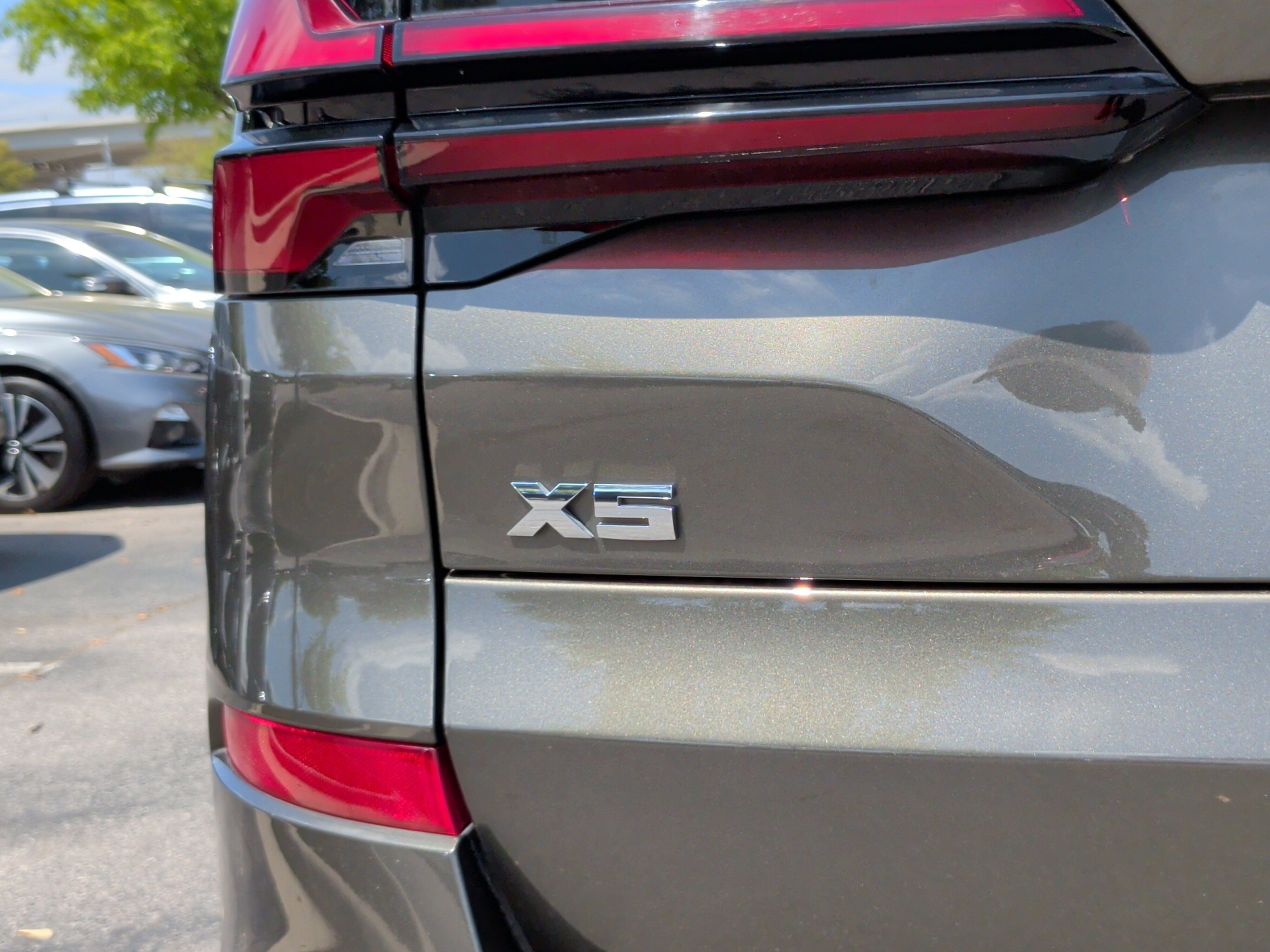 Certified 2024 BMW X5 M60i w/ Executive Package image 11