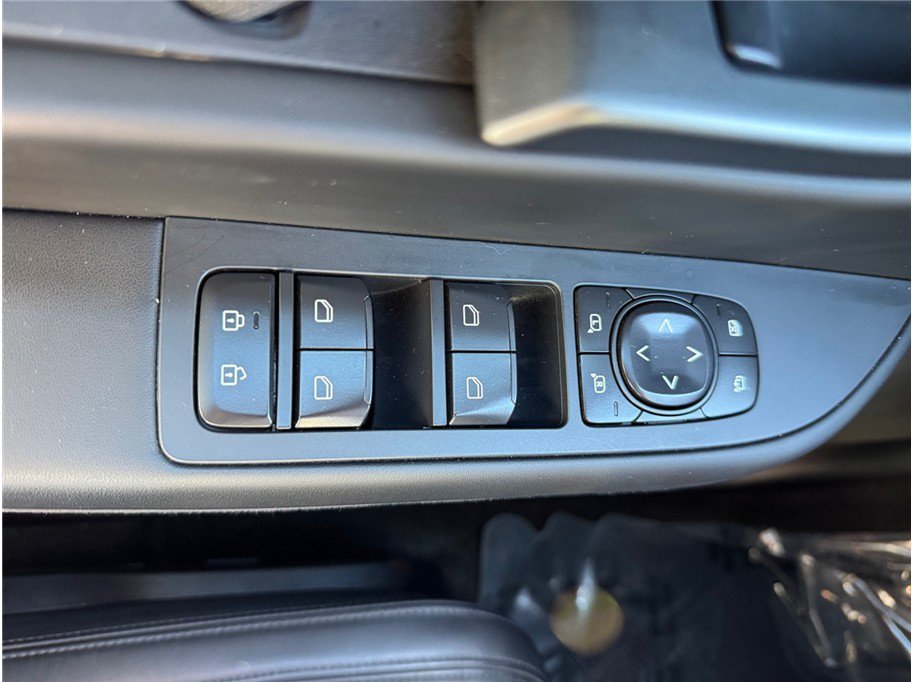 Used 2023 Fisker Ocean Extreme AWD/4WD image 16