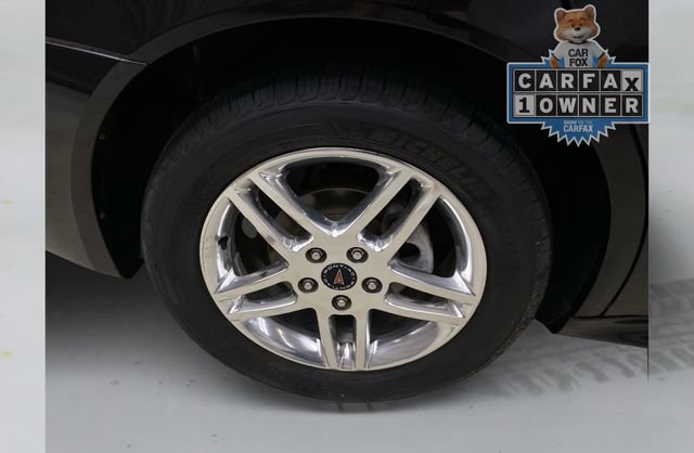 Used 2006 Pontiac Grand Prix GT w/ Sun And Sound Package FWD image 18